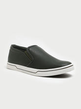 LOCOMOTIVE Men Green Slip-On Sneakers